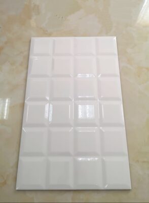 25x40 Stereoscopic White Wall